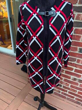 Kasper Cardigan Sweater with Leather Look Clasp Size PS